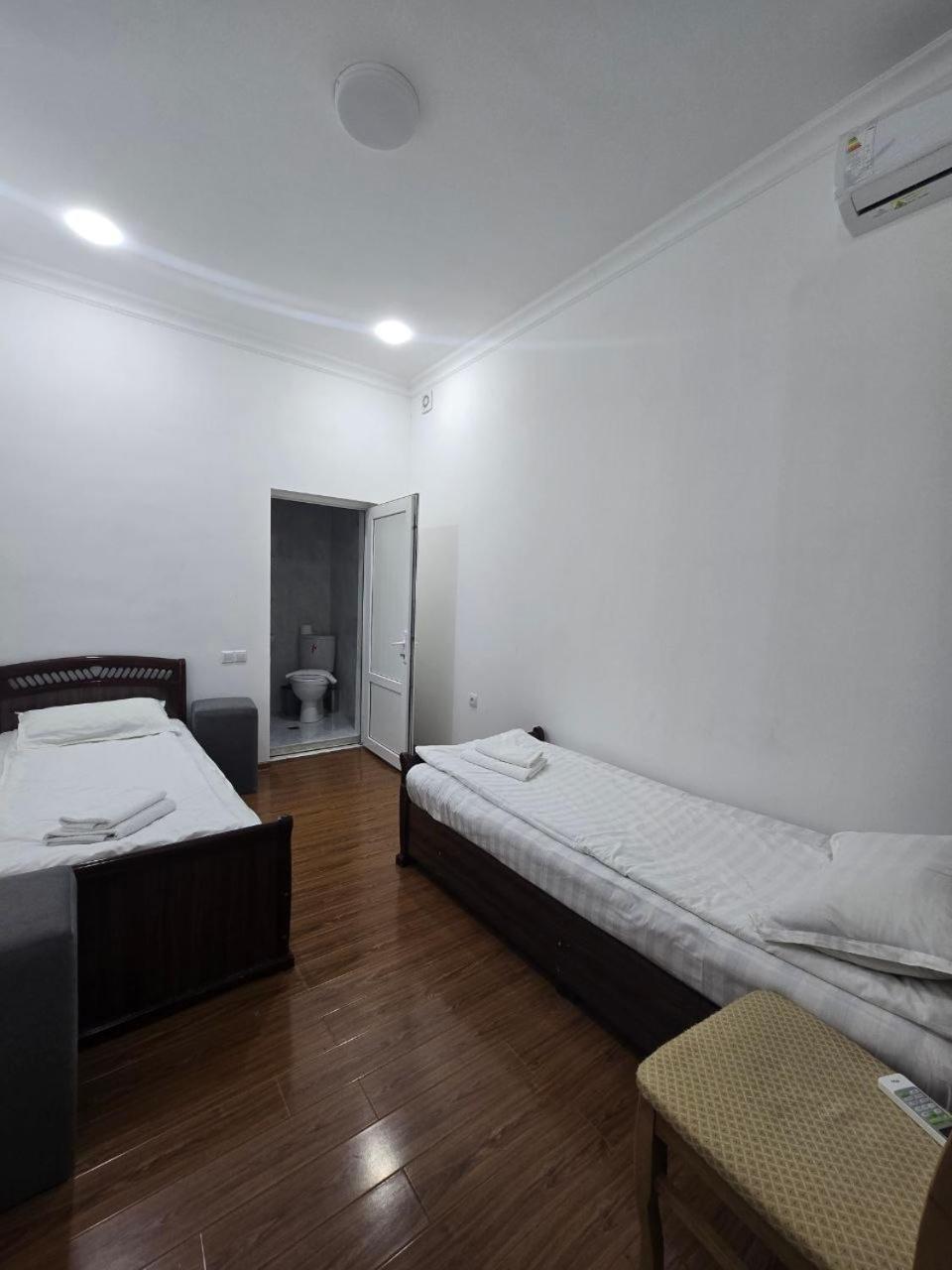 Guesto Hostel Tashkent Bagian luar foto