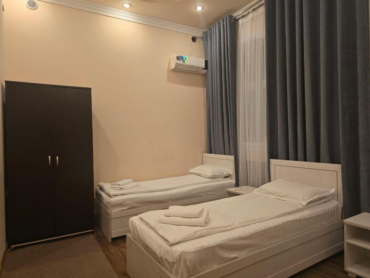 Guesto Hostel Tashkent Bagian luar foto