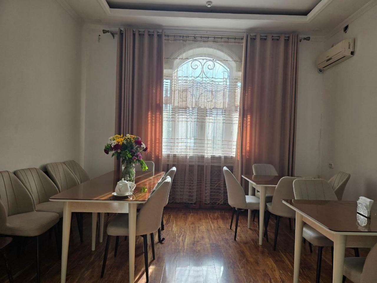 Guesto Hostel Tashkent Bagian luar foto