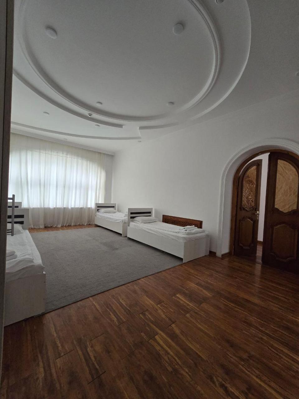 Guesto Hostel Tashkent Bagian luar foto
